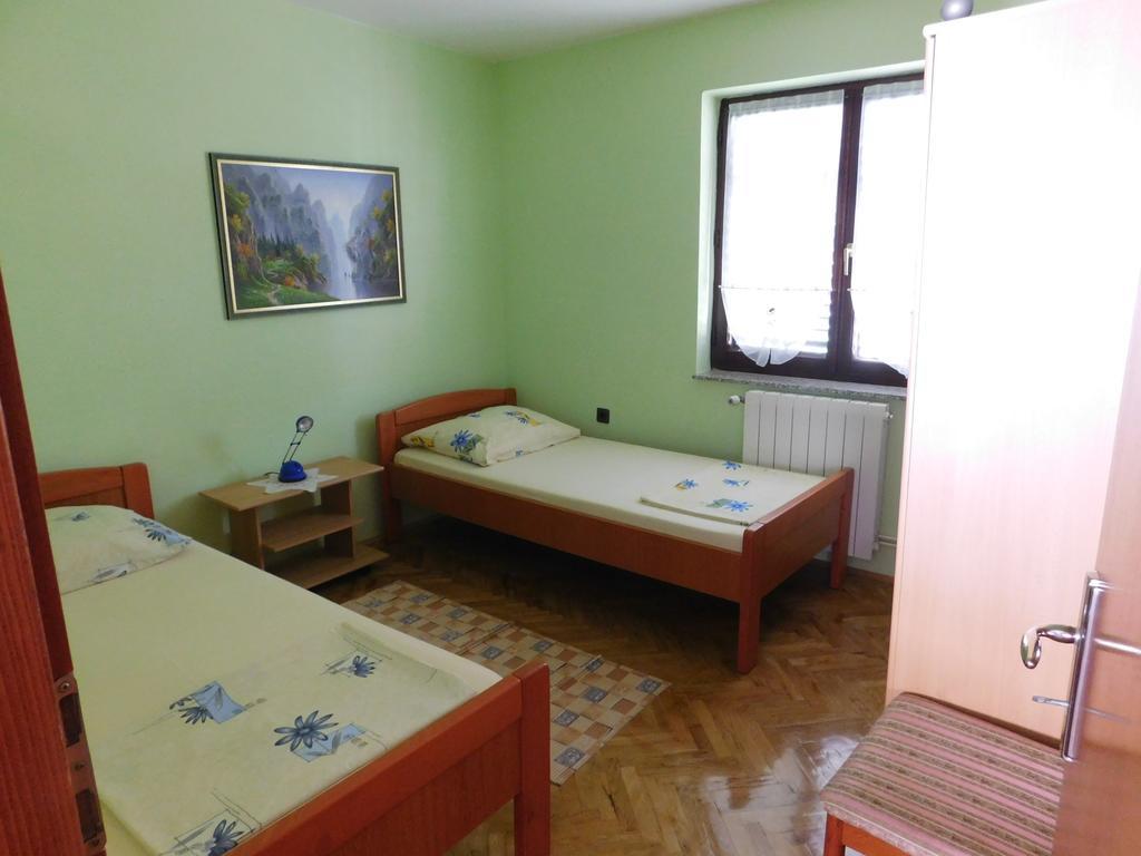 Apartments Blazevic Pula Exterior foto