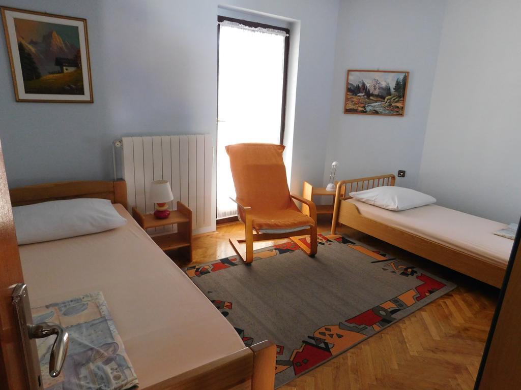 Apartments Blazevic Pula Exterior foto
